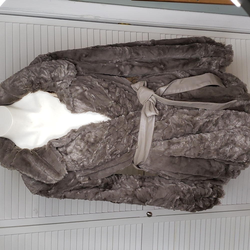S Line faux fur belted jacket